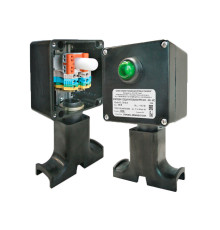 РТВ 401-ИС — соединительная коробка с устройством ввода кабеля под теплоизоляцию для подключения к сети саморегулирующихся нагревательных кабелей (с индикацией напряжения)