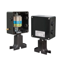 УСК 16.Н — соединительная коробка для подвода питания к саморегулирующимся нагревательным кабелям с устройством ввода кабеля под теплоизоляцию