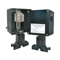 УСК 16.Р — соединительная коробка для подвода питания к нагревательным кабелям постоянной мощности